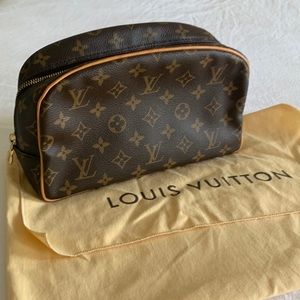 Authentic Louis Vuitton Monogram makeup pouch